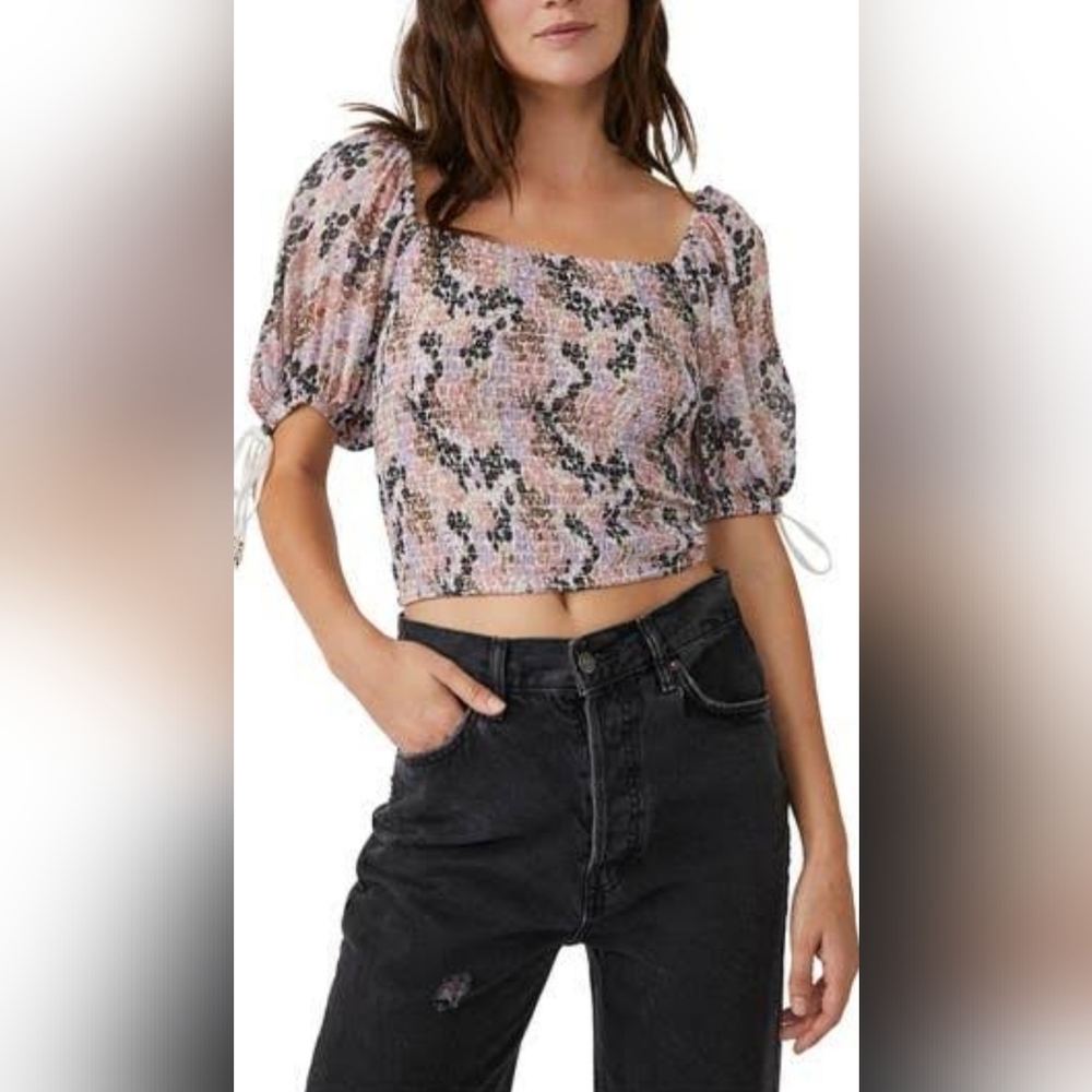 Free People Size Small Pink Floral Combo Crop Top Short Puff Sleeve Tie-…